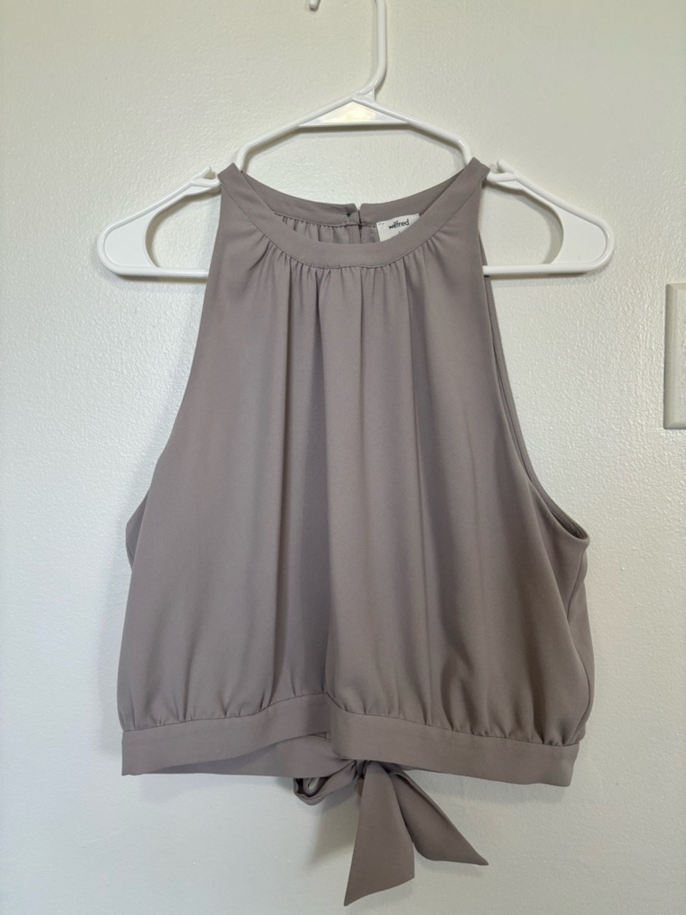 Aritzia Wilfred Patrice Halter Top - Picture 2 of 10